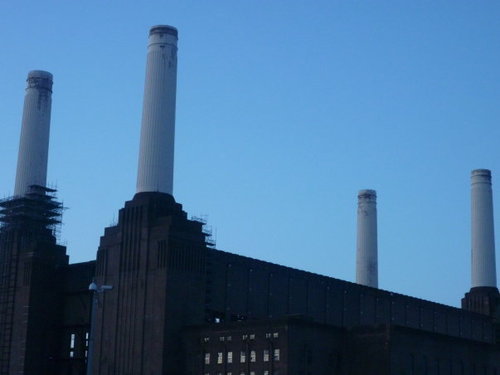 Battersea People is a local website for the Battersea community, including news, articles and what's on in Battersea, London.