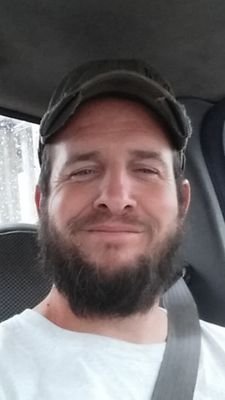 mechaniclou's profile picture. 