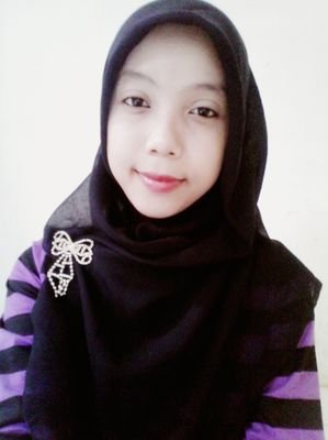 Niaannisa18's profile picture. 