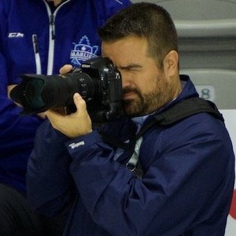 Sports photojournalist. Pro-hockey+basketball and high performance sailing are my specialty.