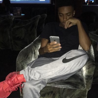 yadydem's profile picture. 