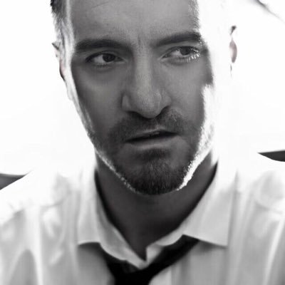 ashtaylor_'s profile picture. Lover of rugby, gin & red wine. Gay & Proud. 🏳️‍🌈