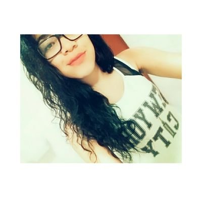 Que te importe una mierda lo que la gente hable de ti , Sigue para adelante! ✌✌