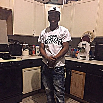 #Chicagomusic/Rap Artist/ C.E.O Of Evil Money Boyz Ent./#TeamStackz #TeamEMB EMB Official Promoter @maryjameia
BOOKING: Stackz.bookings@gmail