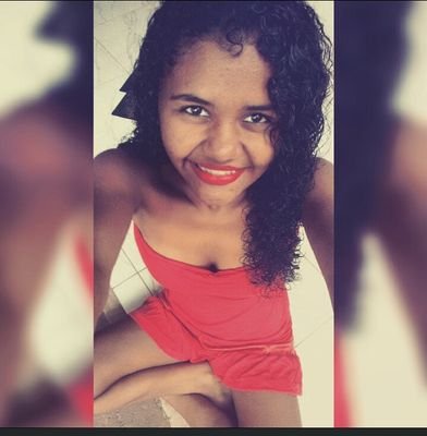 NeyaraSoares's profile picture. Ela é um poço de qualidade e defeitos e cada jeito dela é um emoção 
Mulher de fases 
Morena Cacheada