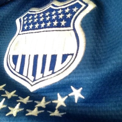 romeroleonar32's profile picture. 