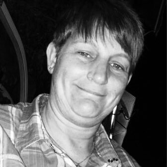 Caricature artist, illustrator, aspiring childrens book writer!!! living in South Wales and passionate Welsh Rugby fan.