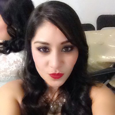 ivonnegarciav's profile picture. De la abundancia del corazón, habla la boca...