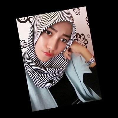 MalaIndri's profile picture. Phylosophy & Sociology of Education-Yogyakarta State University'11 “Menjadi sukses di depan orang yang meremehkan kita adalah cara balas dendam terbaik”