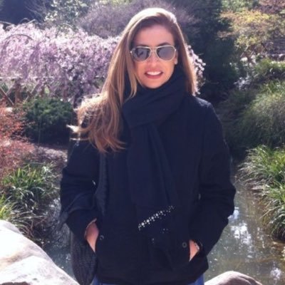 HouraniMichelle's profile picture. Poétesse parolière