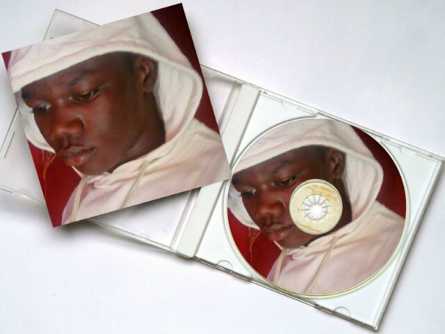 Brahim_Souleman's profile picture. Brahim Soulemane connue sur le nom Brahim capi et Soûle-boy suis footballeur et artiste j'ai 24ans j'aime beaucoup le respect 😃