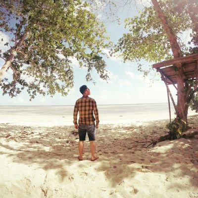 rory_pani's profile picture. Orang yg sdg memahami arti sbuah ksderhanaan dan akan menuju kesitu