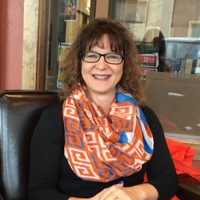 VickiBr03110226's profile picture. 