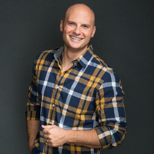 Official Account of Chip Wade @HGTV and @DIYNetwork Host-Designer-Craftsman  #ElbowRoom #EllenDesignOnHGTV #HGTVWiseBuys #DesignedToSell #CurbAppeal