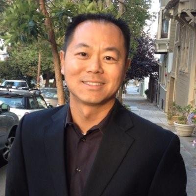 Marketing enthusiast, Budding social exec. Passion for building teams. Love food & wine, golf, travel, NFL & family time. Tweets mine.