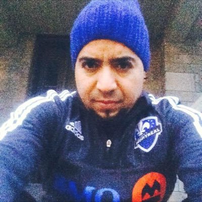 Amante del futbol , musica , y literatura