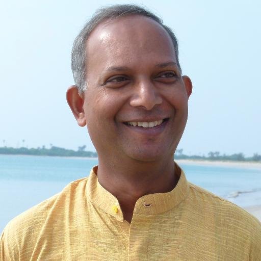 Master Minood guides you to 'Connect with your Breath!' He sets you on a beautiful path where you can feel the joy of Silence, Surrender and Intuition!