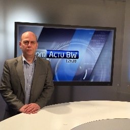 Rédacteur en chef à TVCom, la télévision du Brabant wallon. Passionné de foot, de vin et de ma région.