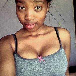 Siphe_Mabindza_'s profile picture. The real account! 25B8FB90 . I wanna learn Spanish .