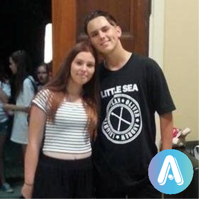 mel_brooks99's profile picture. • youtubers • music • little sea • tyde levi • troye sivan • connor franta •