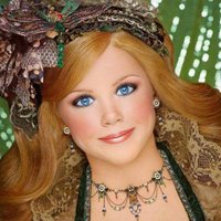 Taralyn Eschberger® (@officialtaralyn) 's Twitter Profile Photo