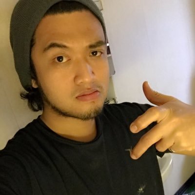 imaV_ricK's profile picture. WAKE UP!!