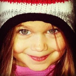 SharonWischkaem's profile picture. 