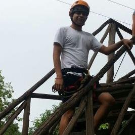 adriangallegosr's profile picture. Investigador en conducta humana, pintor surrealista, especialista en sistemas eléctricos de potencia y apasionado por el estudio del conocimiento transpersonal.