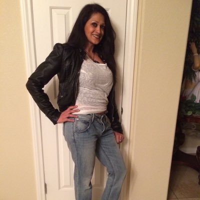 sonyabidesi's profile picture. 