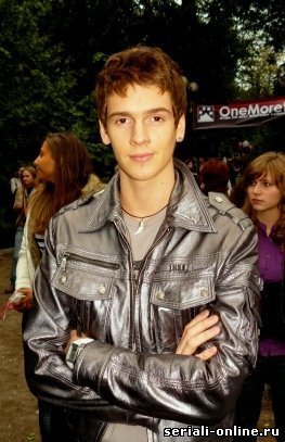 HarryFD's profile picture. My life is autoban! Mersedez and Porshe my parents, Ferrari my sister, Lamborgini my brother! Join family!