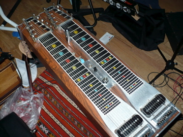 Bokojo's profile picture. Sad songs, cell phones, and sailboats these days