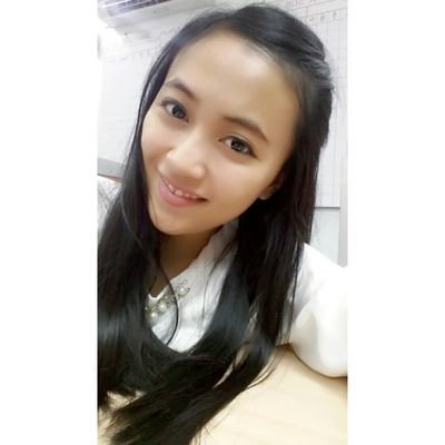 ndha_way's profile picture. Simple !!