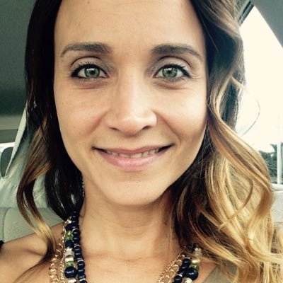 Literacy Coach, Renewed NBCT🍎. Wife💕, Mom💙, lover of books📚 & 😋 food!