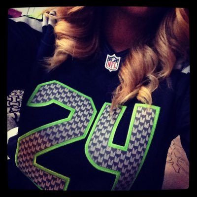 elltylerr's profile picture. YEG. Keepin' it real since '89.