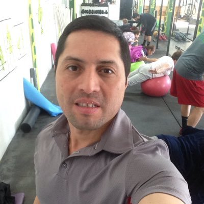 candobas's profile picture. Origen. Merida Yucatán, México Ocupación y estudios:Medico con especialidad en ortopedia y traumatologia, subespecilidad en cirugia de la mano