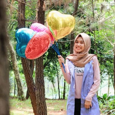 EndaTrisna's profile picture. Allah is my Lord