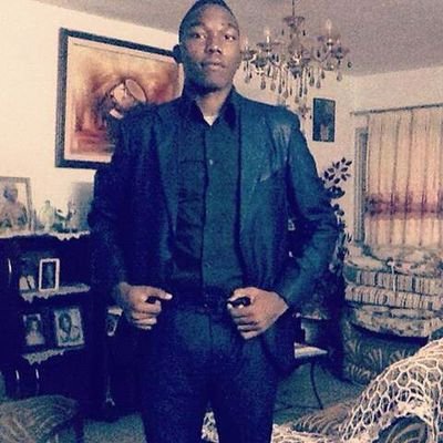 lionelloembs's profile picture. 