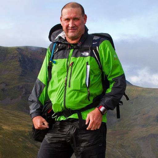 Ex Career Detective, keen bush crafter, mountain-goer, and photographer. Passionate about my businesses.