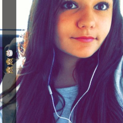 CarrereChalon's profile picture. #21....je rêvais,j'étais la Queen,j'me suis réveillais et je suis toujours la Queen ❤️