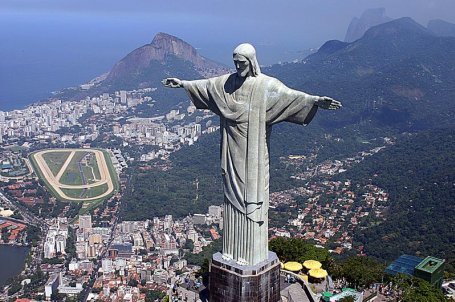 Conheça o Rio de Janeiro e se encante com sua belezas.