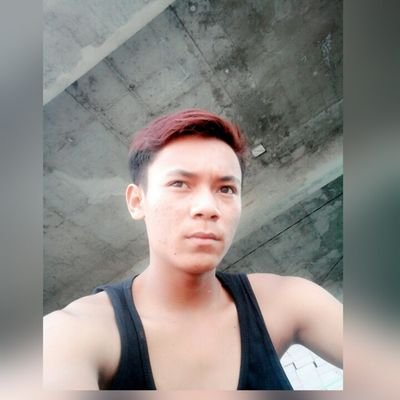 CenationMuhtar's profile picture. Tribun Selatan (SJH)
Bukan bioskop berdiri bernyanyi
Demi kejayaan PERSIB BANDUNG