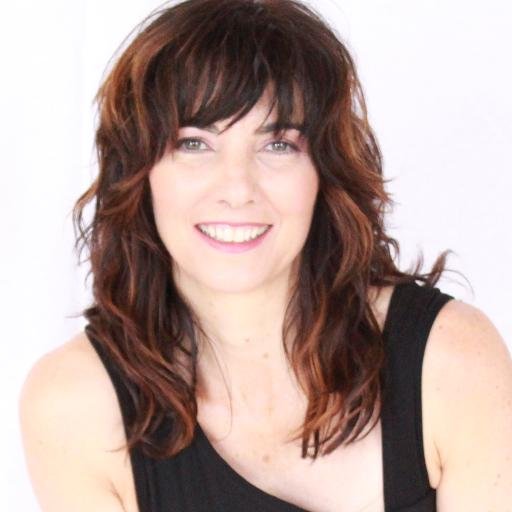 International Nia Trainer, inspiring and empowering the world to move, self-heal and feel aliveness through the Joy of Movement