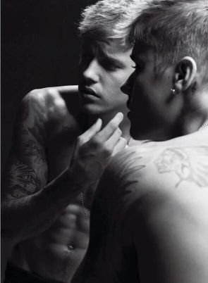 Belieber ? Me tooo... Follow me, i Follow back... We Are Family :) Justin and John follows