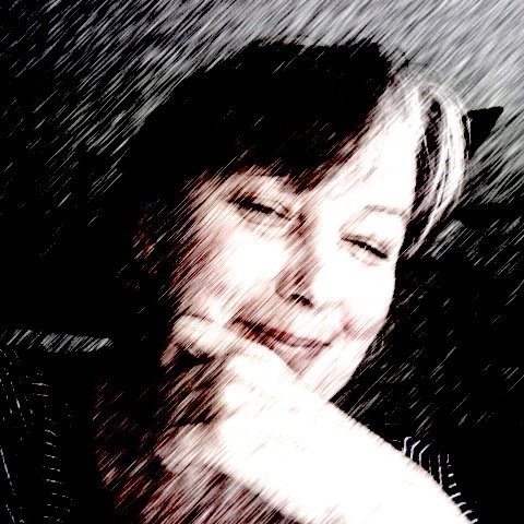 mom to two humans and two fur babies | retired math, robotics, and engineering design teacher | aspiring fused glass artist | she/her