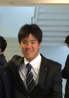 神奈川県/大学1年/野球/期待は裏切らない/カラオケ/投資/高時給のバイト紹介してます(^-^) 副業興味ある方は気軽にDMしてください(*^^*)