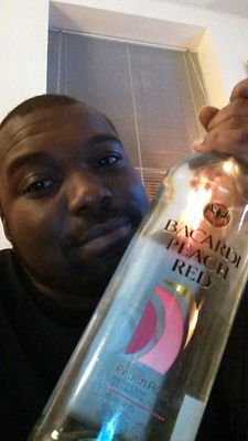 mikereid1986's profile picture. I'm down to laid back chill don't got time fa bullshit jus wanna live my life to the fullest