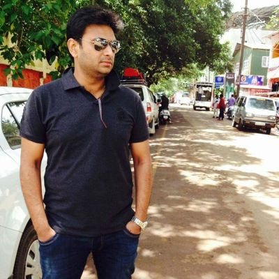 कितने ही दिल तोड़ती है ये फरवरी....
यूँ ही नही बनाने वाले ने इसके दिन घटाये होंगे...