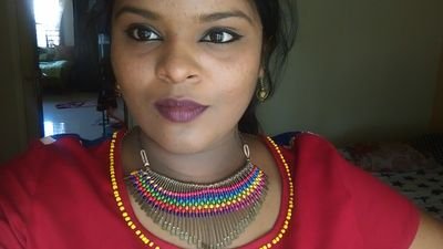 anareads's profile picture. Soon, I shall rise.