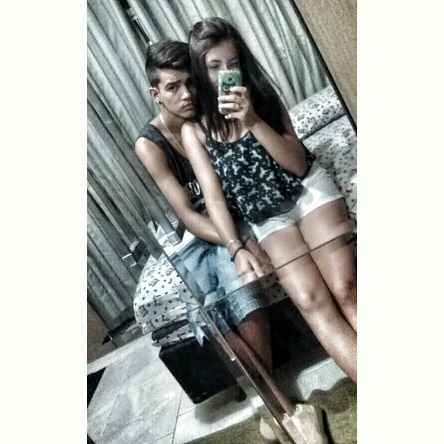  O sorriso é meu, mas o motivo é você. 
 °@koerig1801lely° ♥