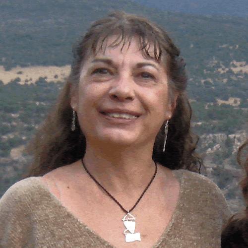 Designer of Elegant Jewelry, Life Coach, Author of  Rise & Shine: A Conscious Way of Life, Intuitive Counselor.
https://t.co/3pSDjKhjlu